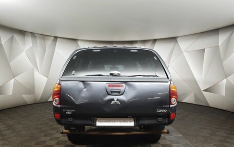 Mitsubishi L200 IV рестайлинг, 2013 год, 1 319 000 рублей, 8 фотография