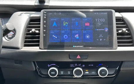 Honda Fit, 2023 год, 1 200 000 рублей, 13 фотография