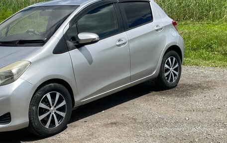 Toyota Vitz, 2011 год, 565 000 рублей, 3 фотография