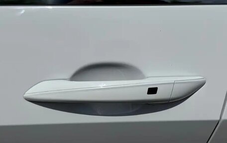 Hyundai Elantra, 2023 год, 1 350 000 рублей, 6 фотография