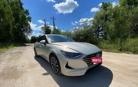 Hyundai Sonata VIII, 2022 год, 2 370 рублей, 3 фотография