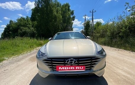 Hyundai Sonata VIII, 2022 год, 2 370 рублей, 2 фотография