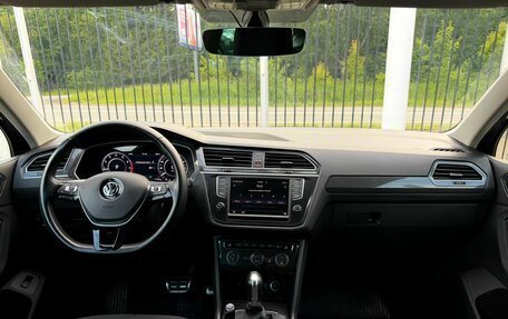 Volkswagen Tiguan II, 2017 год, 2 649 000 рублей, 10 фотография