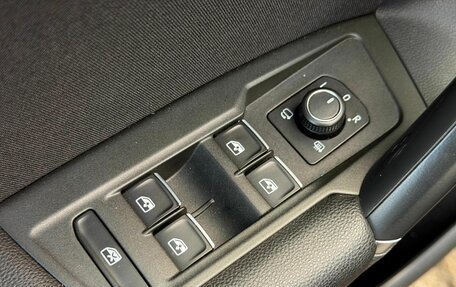 Volkswagen Tiguan II, 2017 год, 2 649 000 рублей, 16 фотография