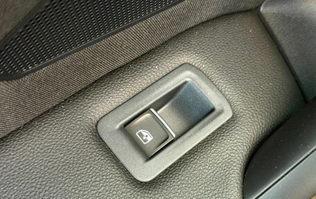 Volkswagen Tiguan II, 2017 год, 2 649 000 рублей, 19 фотография