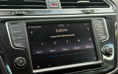 Volkswagen Tiguan II, 2017 год, 2 649 000 рублей, 23 фотография