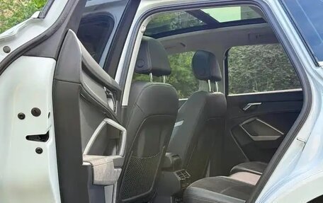 Audi Q3, 2022 год, 2 413 000 рублей, 8 фотография
