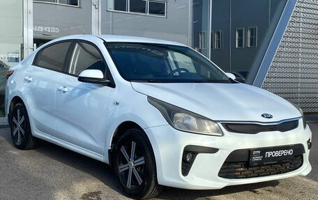 KIA Rio IV, 2018 год, 1 200 000 рублей, 3 фотография