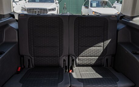 Volkswagen Touran III, 2010 год, 820 000 рублей, 12 фотография
