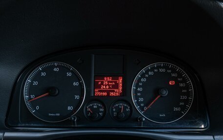 Volkswagen Touran III, 2010 год, 820 000 рублей, 15 фотография