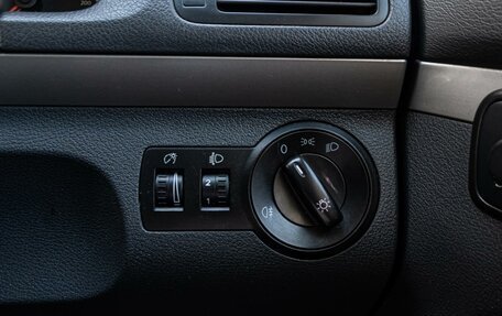 Volkswagen Touran III, 2010 год, 820 000 рублей, 16 фотография