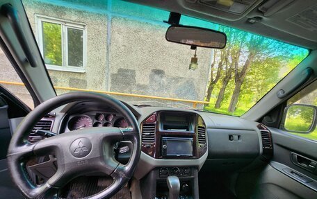 Mitsubishi Pajero III рестайлинг, 2000 год, 600 000 рублей, 16 фотография