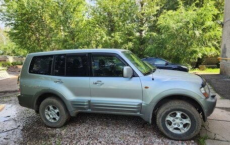 Mitsubishi Pajero III рестайлинг, 2000 год, 600 000 рублей, 18 фотография