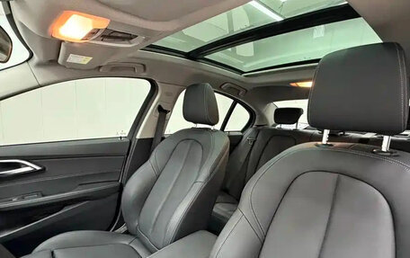 BMW 1 серия, 2022 год, 1 900 000 рублей, 17 фотография