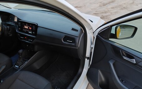 Volkswagen Polo VI (EU Market), 2021 год, 1 150 000 рублей, 28 фотография