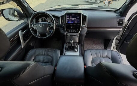 Toyota Land Cruiser 200, 2020 год, 10 800 000 рублей, 11 фотография
