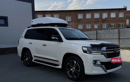 Toyota Land Cruiser 200, 2020 год, 10 800 000 рублей, 5 фотография