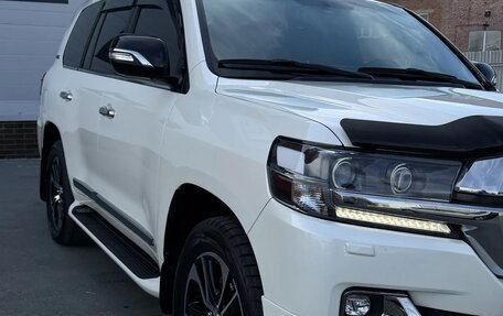 Toyota Land Cruiser 200, 2020 год, 10 800 000 рублей, 18 фотография