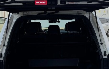 Toyota Land Cruiser 200, 2020 год, 10 800 000 рублей, 24 фотография