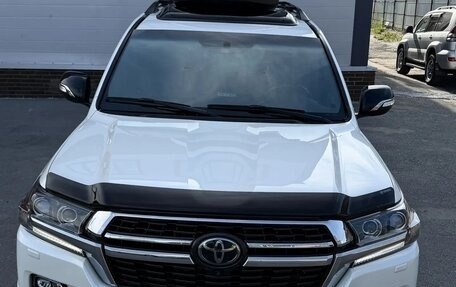 Toyota Land Cruiser 200, 2020 год, 10 800 000 рублей, 22 фотография