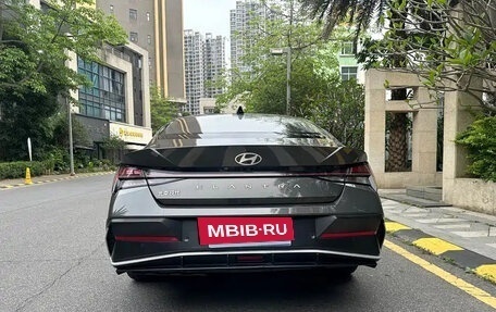 Hyundai Elantra, 2024 год, 1 300 000 рублей, 6 фотография