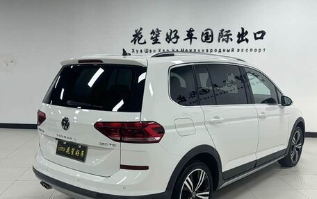 Volkswagen Touran III, 2023 год, 2 040 285 рублей, 4 фотография