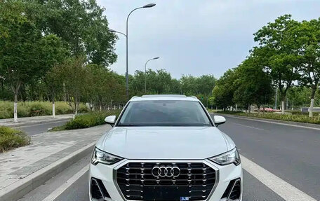 Audi Q3, 2022 год, 2 430 000 рублей, 6 фотография