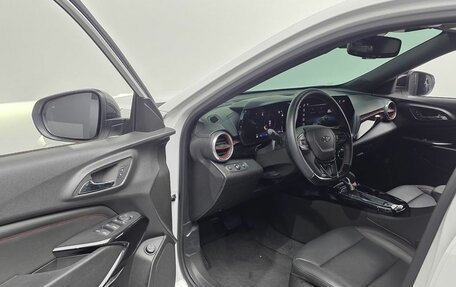 Chevrolet Trax, 2023 год, 2 000 000 рублей, 16 фотография