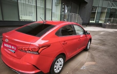 Hyundai Solaris II рестайлинг, 2021 год, 1 400 000 рублей, 7 фотография