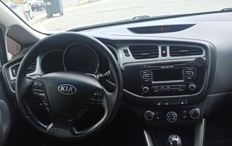 KIA cee'd III, 2013 год, 920 000 рублей, 14 фотография