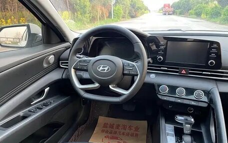Hyundai Elantra, 2024 год, 1 853 000 рублей, 13 фотография