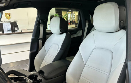 Porsche Cayenne III, 2023 год, 14 500 000 рублей, 23 фотография
