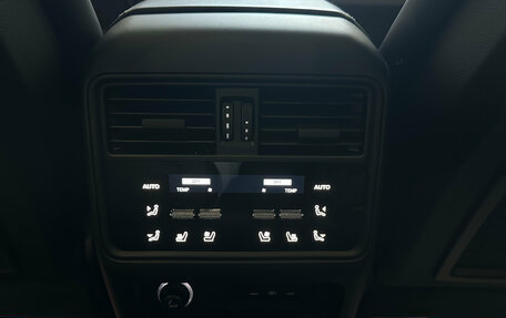 Porsche Cayenne III, 2023 год, 14 500 000 рублей, 16 фотография