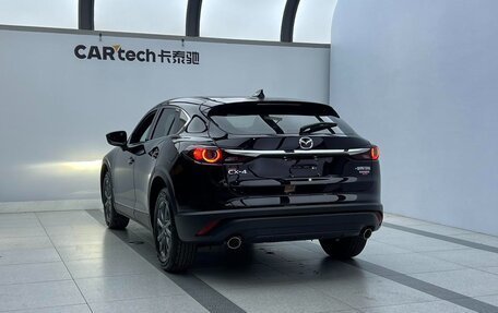 Mazda CX-4, 2022 год, 1 810 000 рублей, 5 фотография