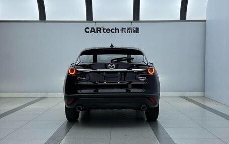 Mazda CX-4, 2022 год, 1 810 000 рублей, 6 фотография