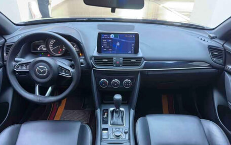Mazda CX-4, 2021 год, 1 780 000 рублей, 11 фотография