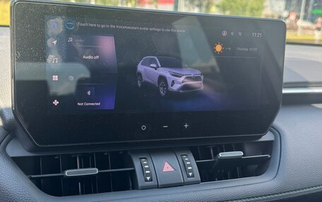 Toyota RAV4, 2024 год, 4 050 000 рублей, 14 фотография