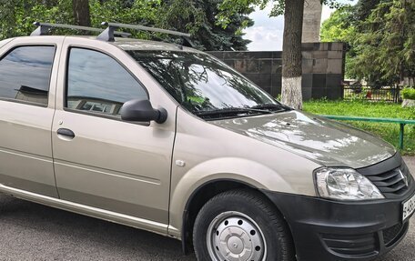 Renault Logan I, 2013 год, 550 000 рублей, 2 фотография