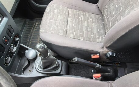 Renault Logan I, 2013 год, 550 000 рублей, 14 фотография