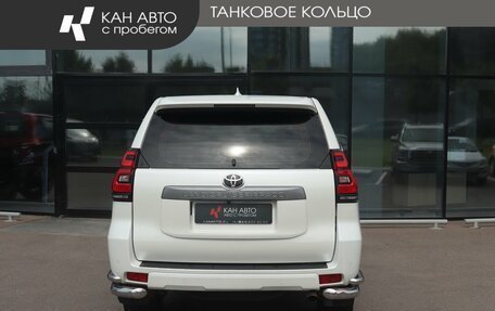 Toyota Land Cruiser Prado 150 рестайлинг 2, 2021 год, 5 460 000 рублей, 4 фотография