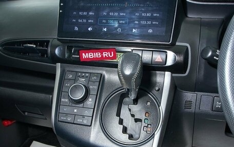 Toyota Wish II, 2011 год, 1 419 000 рублей, 15 фотография