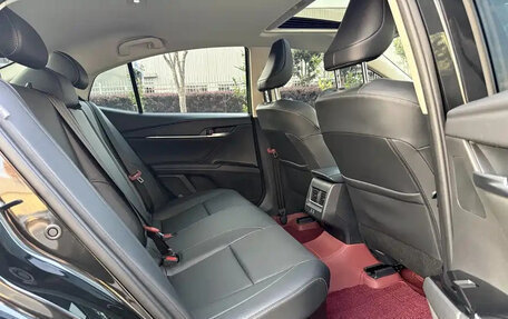 Toyota Camry, 2025 год, 3 940 000 рублей, 10 фотография