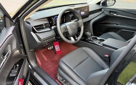 Toyota Camry, 2025 год, 3 940 000 рублей, 7 фотография