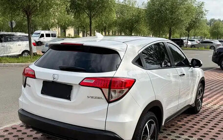 Honda Vezel, 2022 год, 1 295 028 рублей, 4 фотография