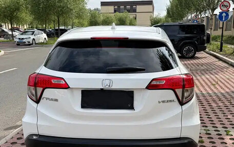 Honda Vezel, 2022 год, 1 295 028 рублей, 5 фотография