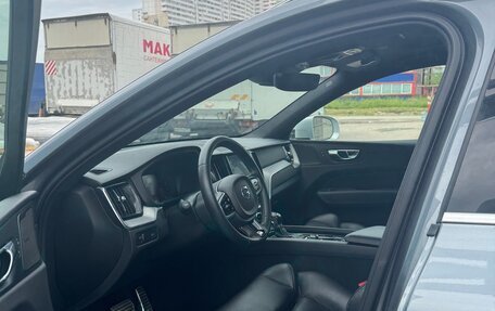 Volvo XC60 II, 2018 год, 3 600 000 рублей, 4 фотография