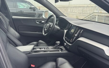 Volvo XC60 II, 2018 год, 3 600 000 рублей, 11 фотография