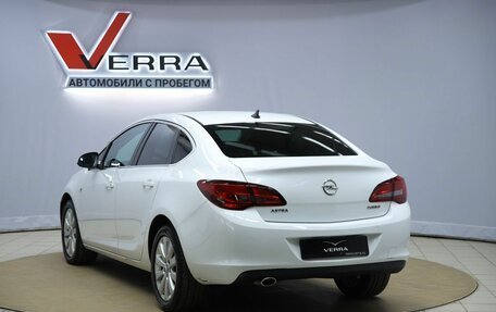 Opel Astra J, 2015 год, 950 000 рублей, 7 фотография
