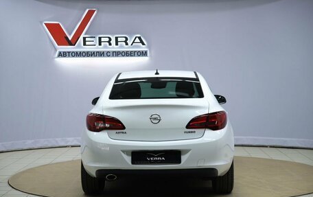 Opel Astra J, 2015 год, 950 000 рублей, 6 фотография