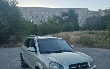Hyundai Tucson III, 2008 год, 740 000 рублей, 1 фотография